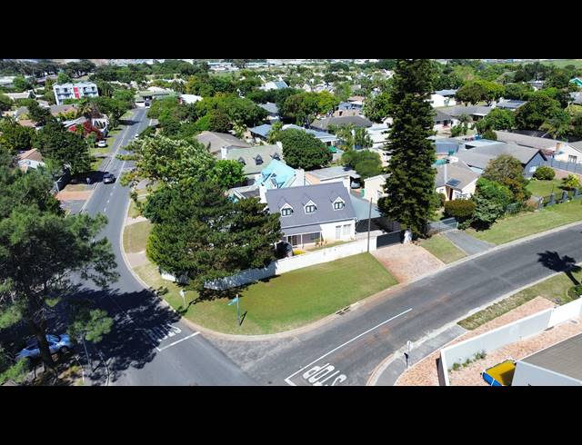 3 BEDROOM FREEHOLD FOR SALE IN TABLE VIEW